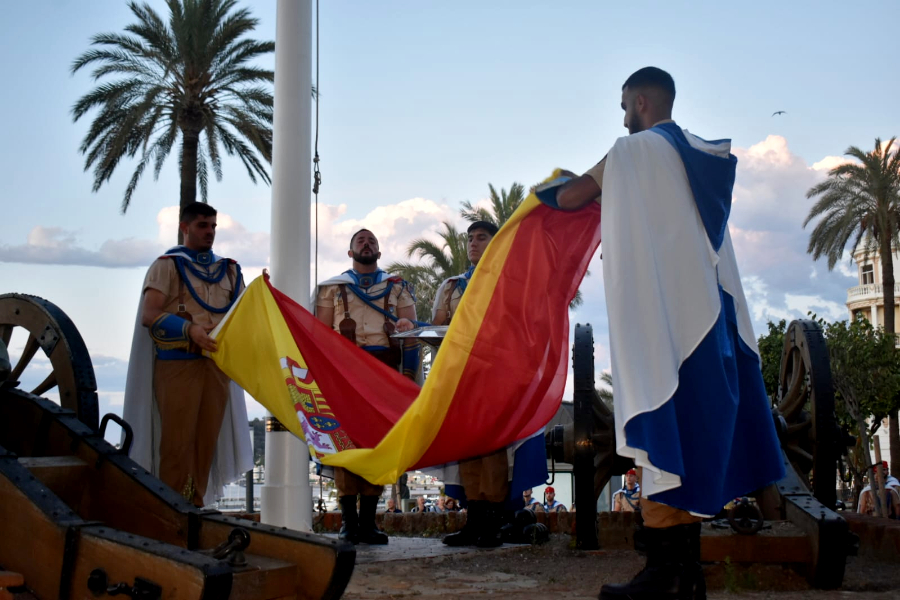 Arriado de Bandera de Regulares _ Rafa B&aacute;ez(9)