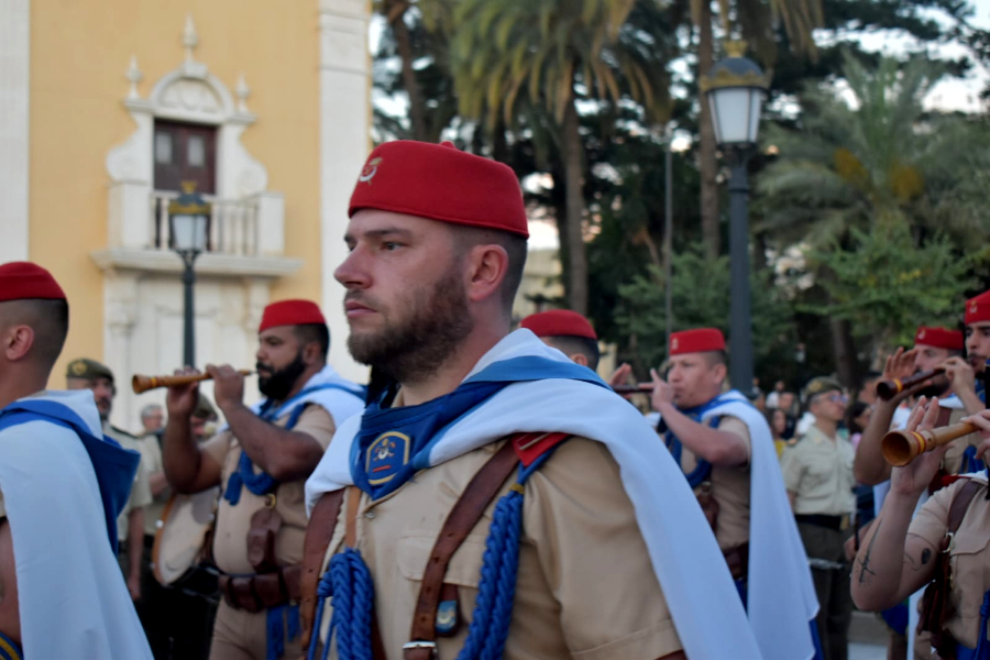 Arriado de Bandera de Regulares _ Rafa B&aacute;ez(1)
