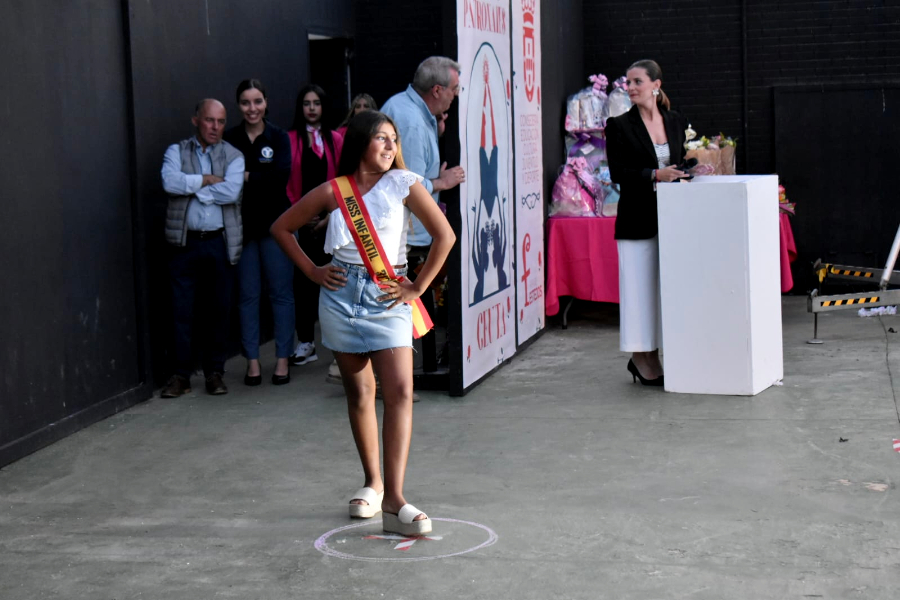 Gala de elecci&oacute;n de las Reinas de las Fiestas _ Rafa B&aacute;ez(2)
