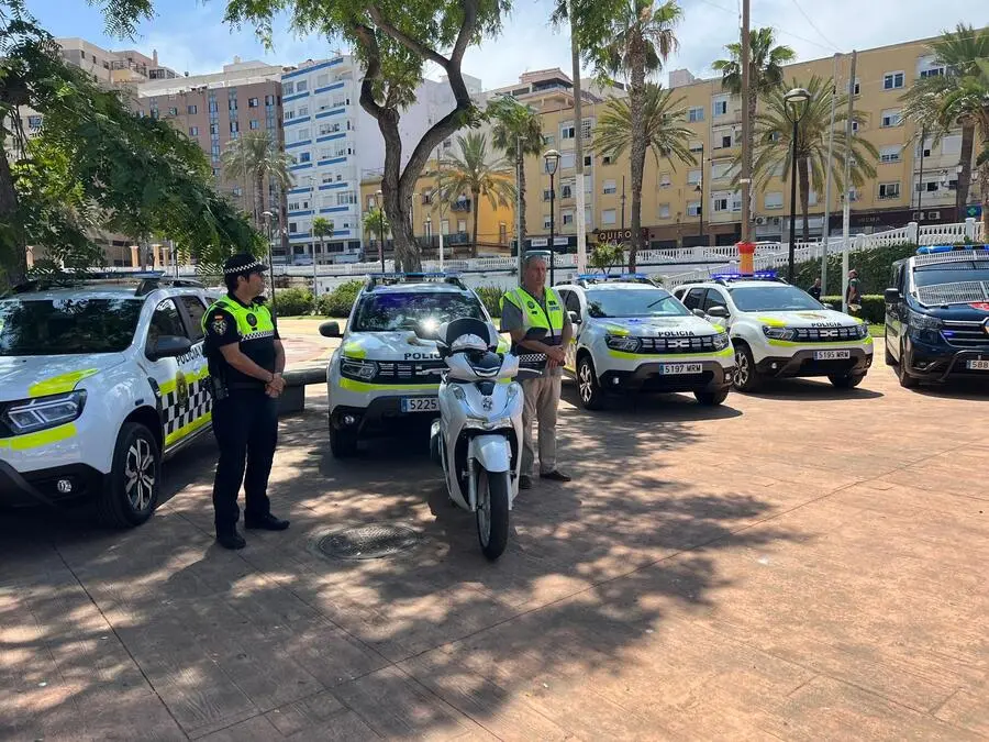 Nuevos veh&iacute;culos de la Polic&iacute;a Local / Daniel Hern&aacute;ndez