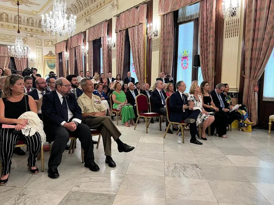 Toma de posesi&oacute;n de la presidencia el Colegio de Farmac&eacute;uticos