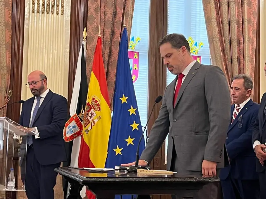 Toma de posesi&oacute;n de la presidencia el Colegio de Farmac&eacute;uticos