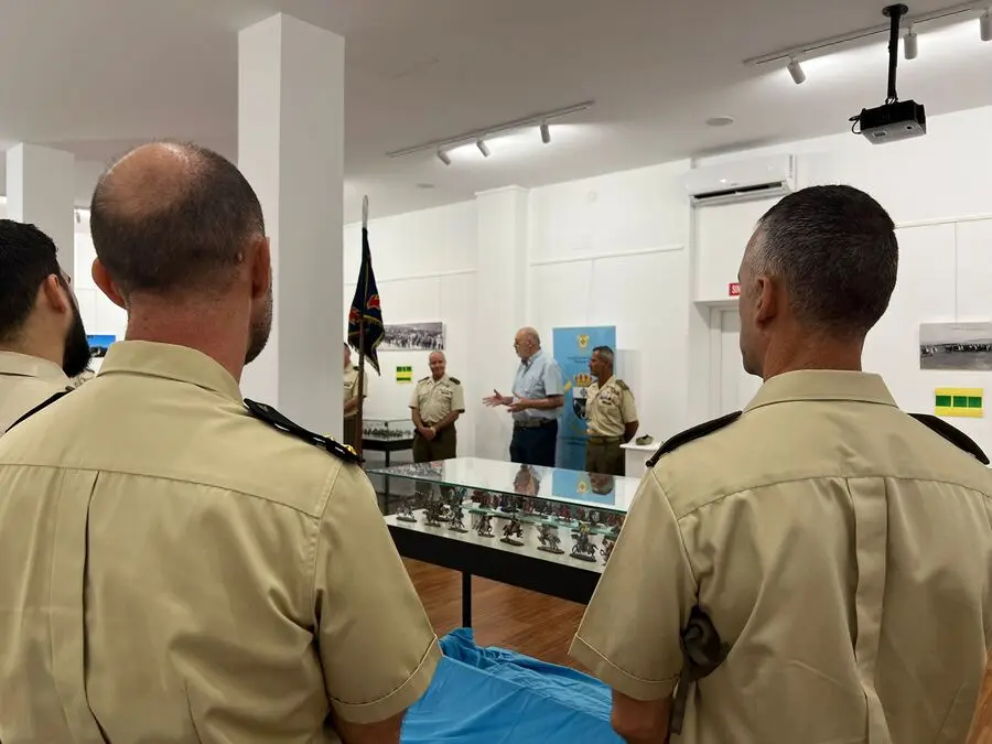 Exposici&oacute;n de miniaturas por el aniversario de Santiago Apostol / Daniel Hern&aacute;ndez