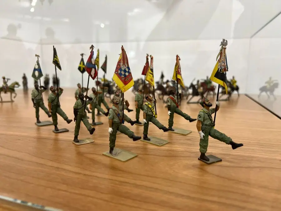 Exposici&oacute;n de miniaturas por el aniversario de Santiago Apostol / Daniel Hern&aacute;ndez
