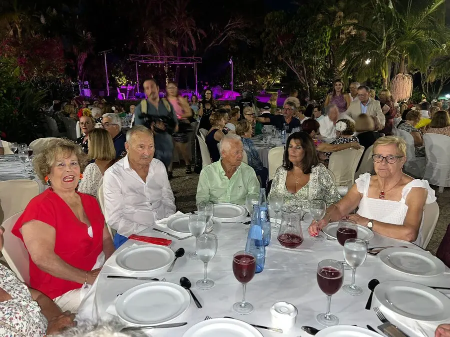 Cena de Feria para mayores 2024 / Daniel Hern&aacute;ndez