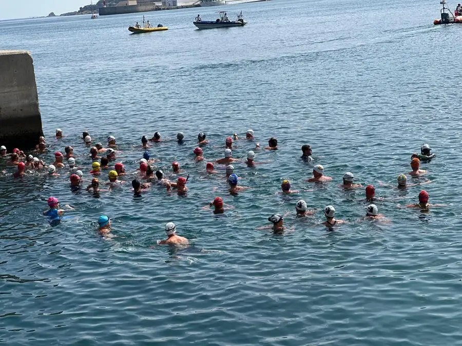 LXXX Traves&iacute;a a Nado / Mohamed Ettouileb
