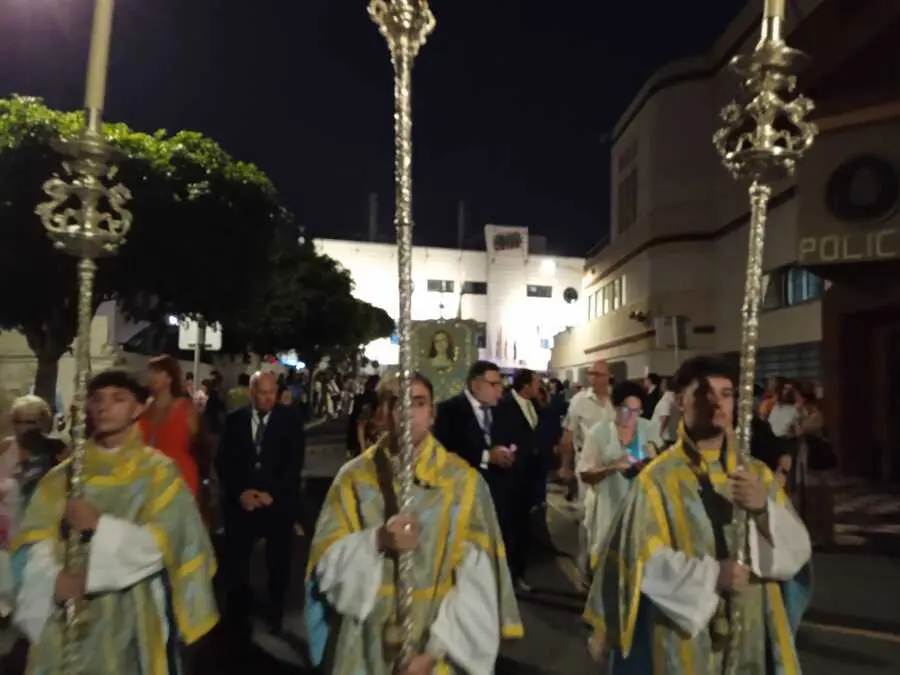 Procesi&oacute;n de la Virgen de &Aacute;frica / C&eacute;sar Mart&iacute;n