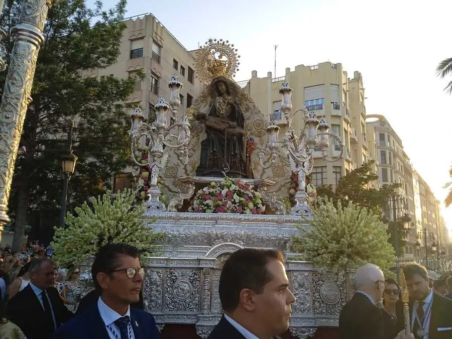 Procesi&oacute;n de la Virgen de &Aacute;frica / C&eacute;sar Mart&iacute;n