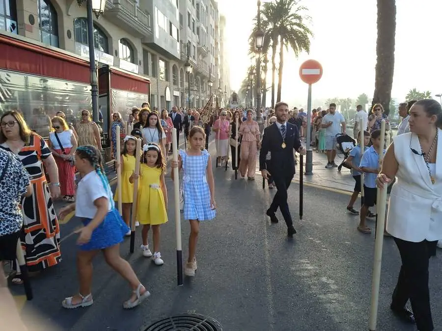 Procesi&oacute;n de la Virgen de &Aacute;frica / C&eacute;sar Mart&iacute;n
