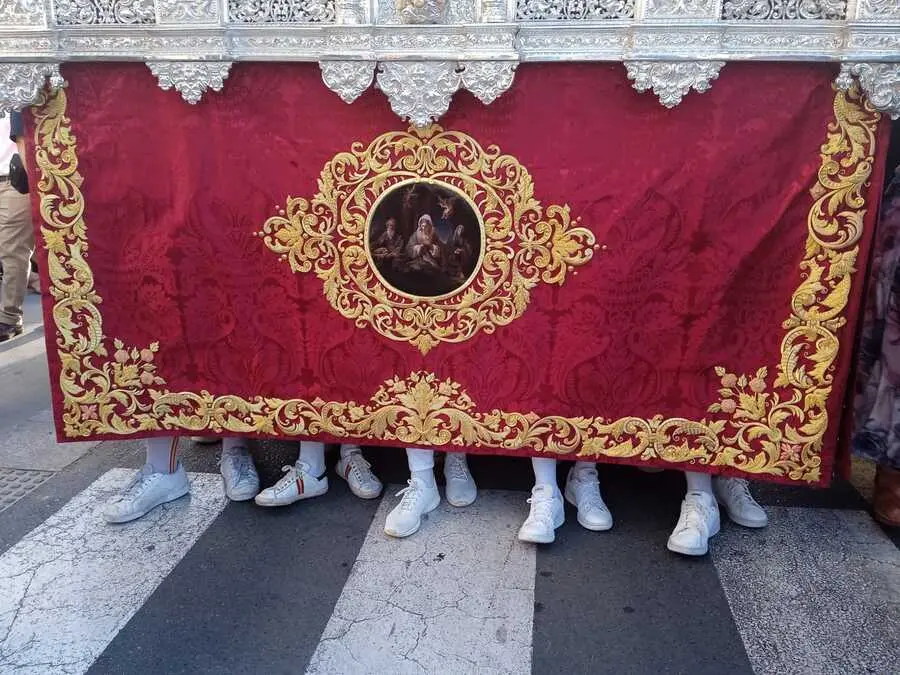 Procesi&oacute;n de la Virgen de &Aacute;frica / C&eacute;sar Mart&iacute;n