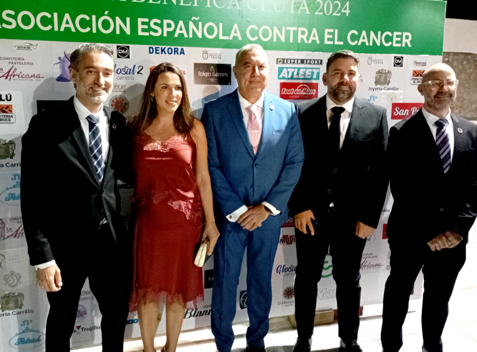Cena Ben&eacute;fica de la Asociaci&oacute;n Espa&ntilde;ola Contra el C&aacute;ncer (11) - copia