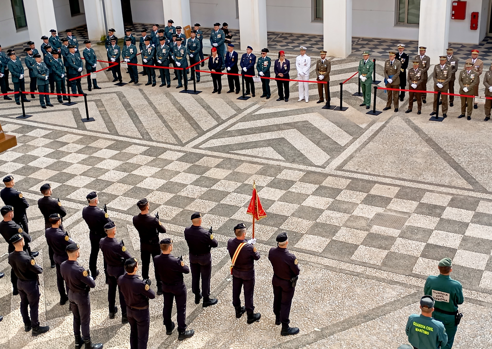 La Guardia Civil celebra su patrona, la Virgen del Pilar y la Fiesta Nacional  (17)