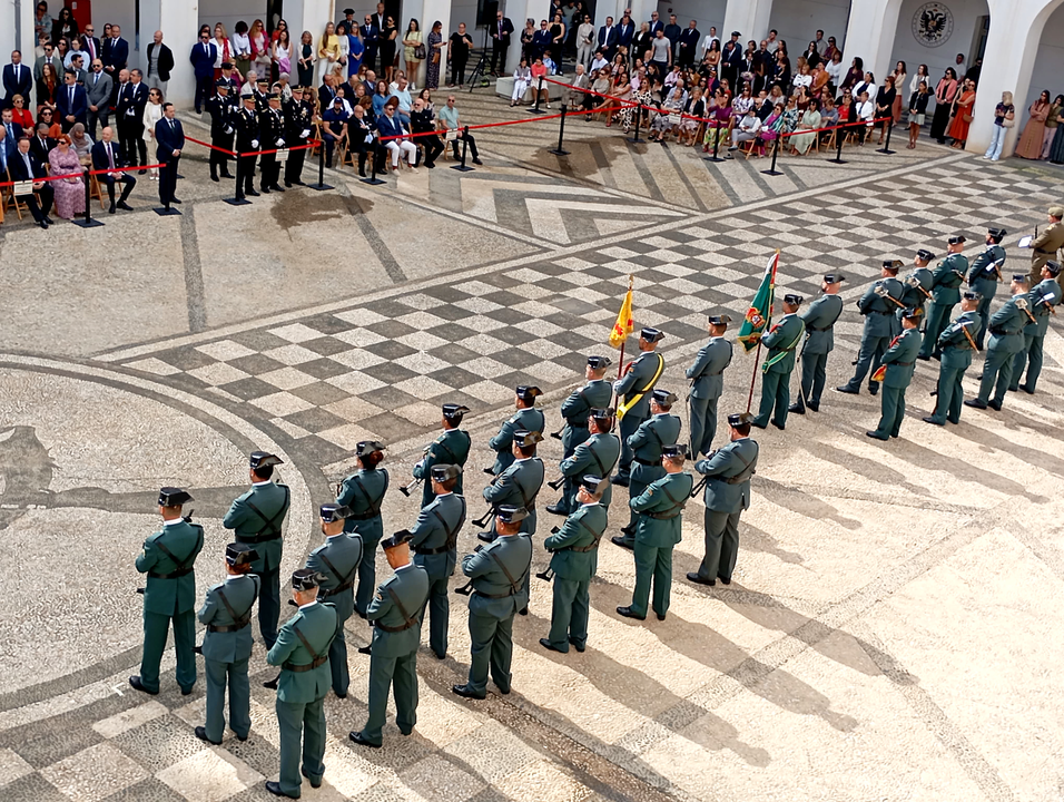 La Guardia Civil celebra su patrona, la Virgen del Pilar y la Fiesta Nacional  (16)