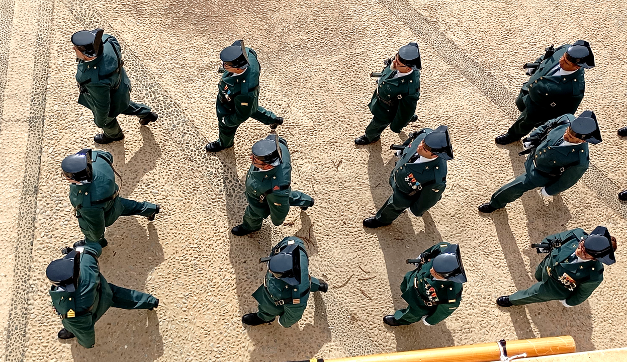 La Guardia Civil celebra su patrona, la Virgen del Pilar y la Fiesta Nacional  (1)