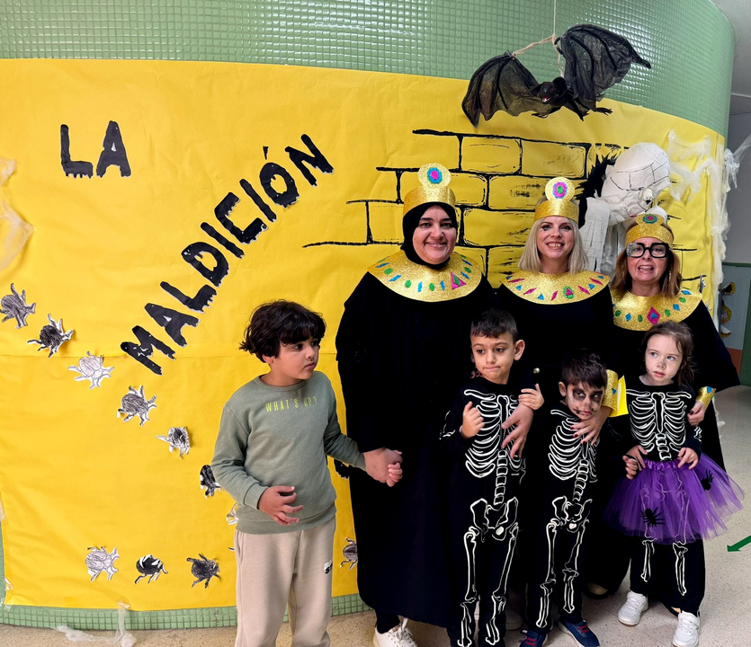 Fiesta de La Mochila y Halloween del 'Mare Nostrum' (19)