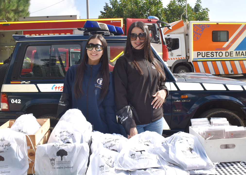 Los ceut&iacute;es disfrutan de 'La Mochila'  (23)