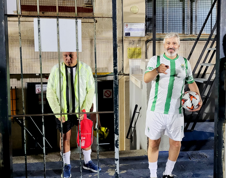 Veteranos del f&uacute;tbol de Ceuta  (13)