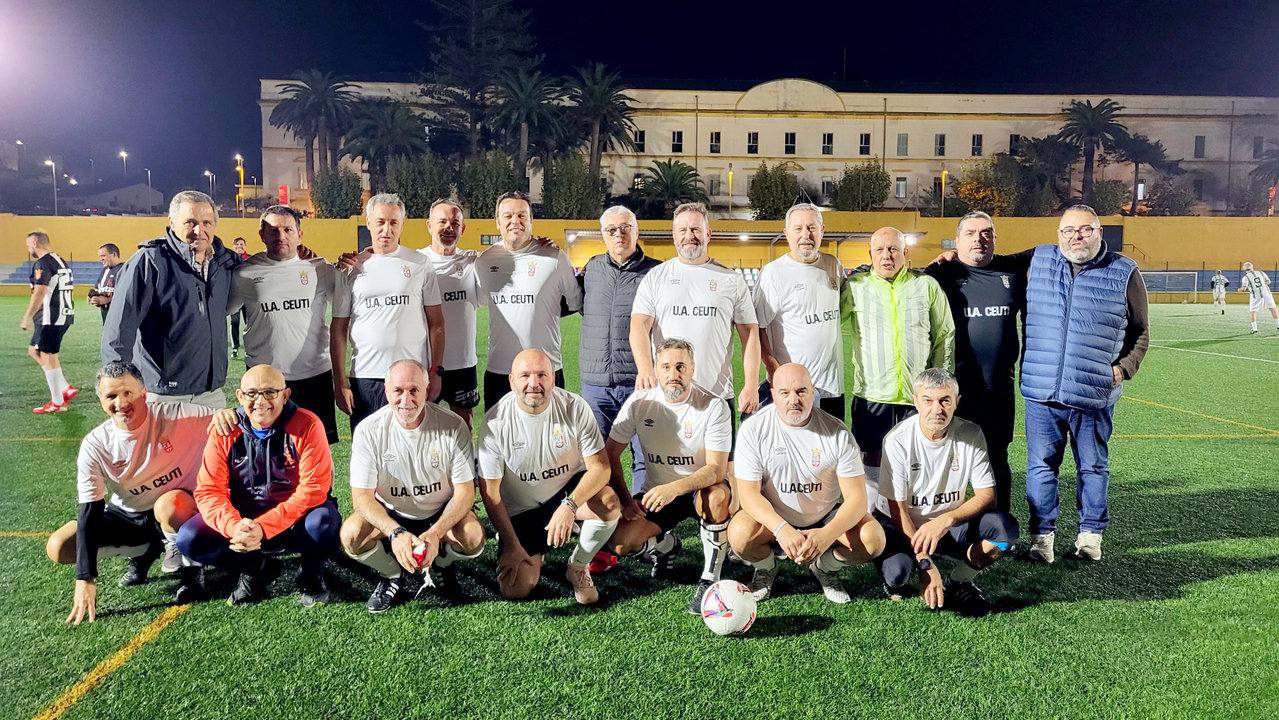Veteranos del f&uacute;tbol de Ceuta  (1)