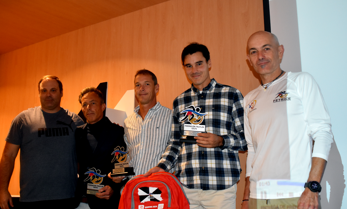 Gala fin de temporada de la Federaci&oacute;n de Triatl&oacute;n de Ceuta (15)