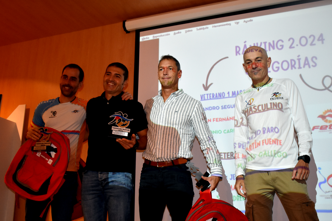 Gala fin de temporada de la Federaci&oacute;n de Triatl&oacute;n de Ceuta (9)