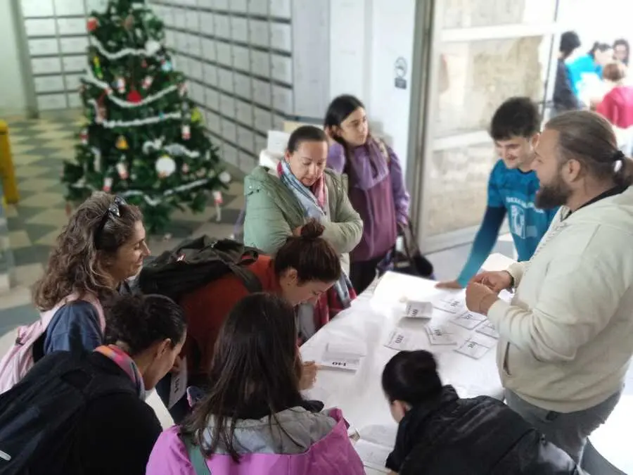 Milla solidaria / C&eacute;sar Mart&iacute;n