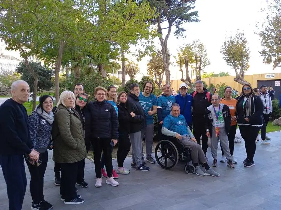 Milla solidaria / C&eacute;sar Mart&iacute;n