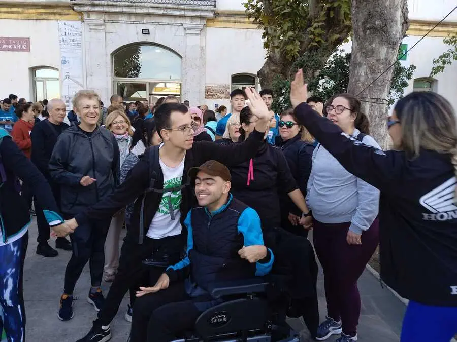 Milla solidaria / C&eacute;sar Mart&iacute;n