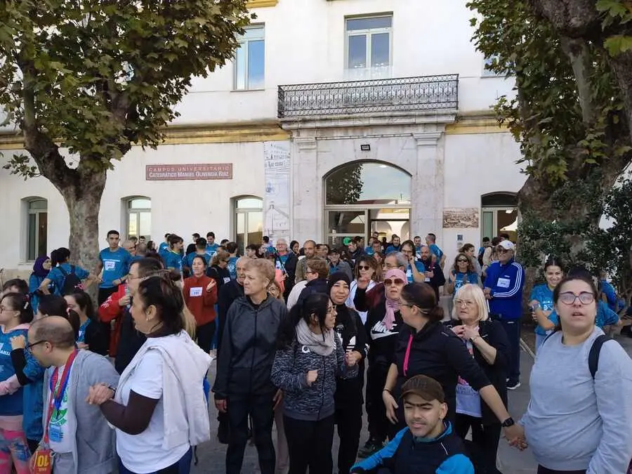 Milla solidaria / C&eacute;sar Mart&iacute;n