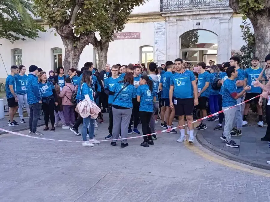 Milla solidaria / C&eacute;sar Mart&iacute;n