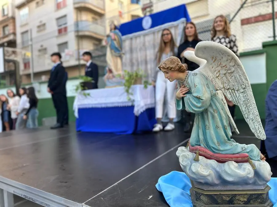 Ofrenda floral en La Inmaculada / Mohamed Ettouileb