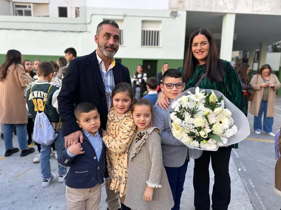 Ofrenda floral en La Inmaculada / Mohamed Ettouileb