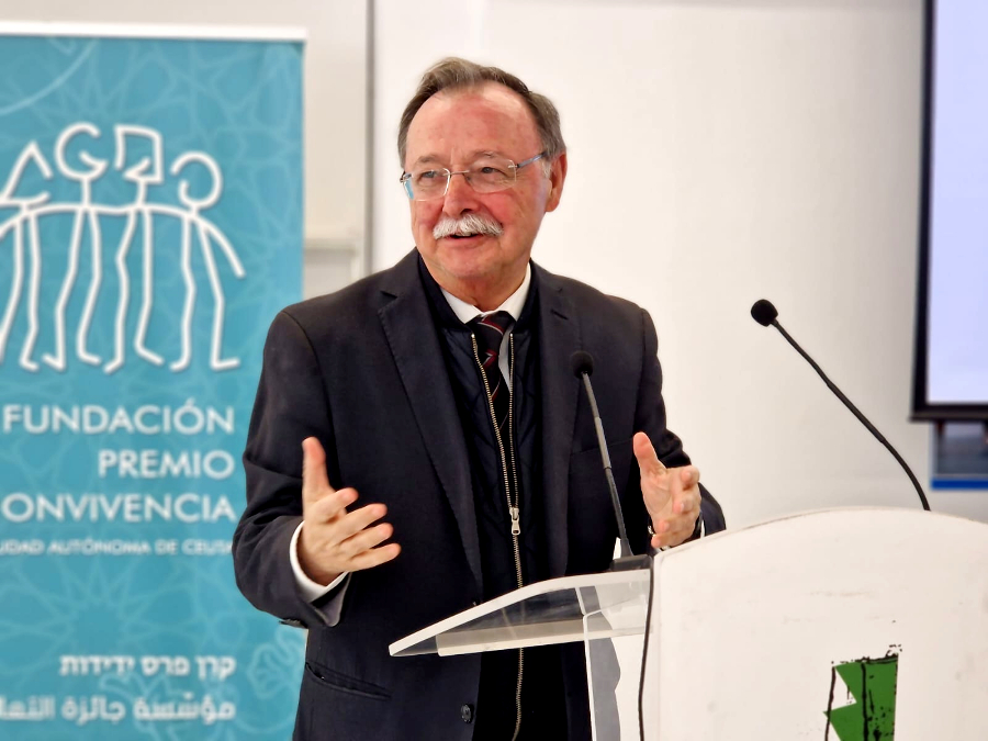 Exposici&oacute;n con motivo del 90 aniversario de Radio Ceuta (14)