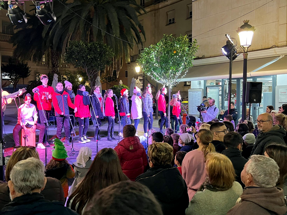 Polvoron&aacute; infantil en la plaza de Espa&ntilde;a (21)