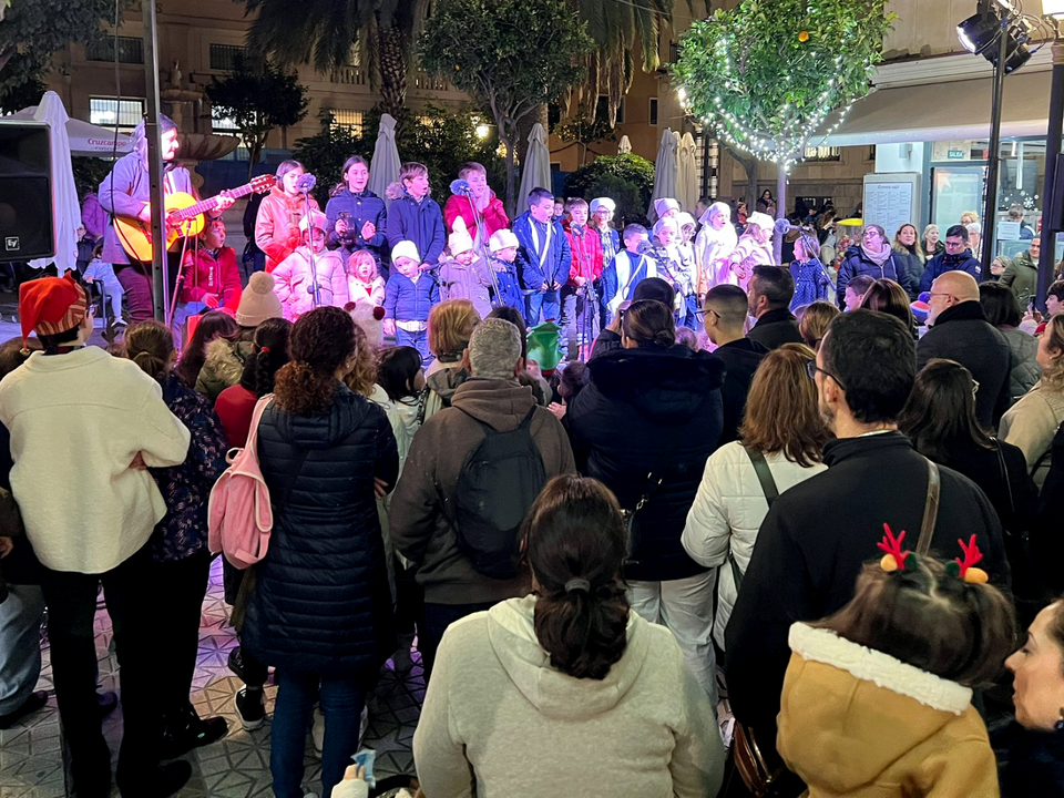 Polvoron&aacute; infantil en la plaza de Espa&ntilde;a (9)