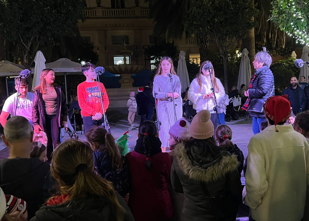 Polvoron&aacute; infantil en la plaza de Espa&ntilde;a (5)