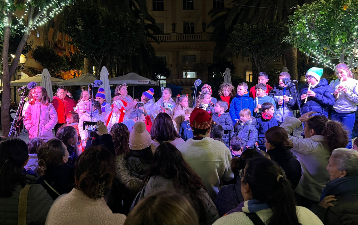 Polvoron&aacute; infantil en la plaza de Espa&ntilde;a (2)