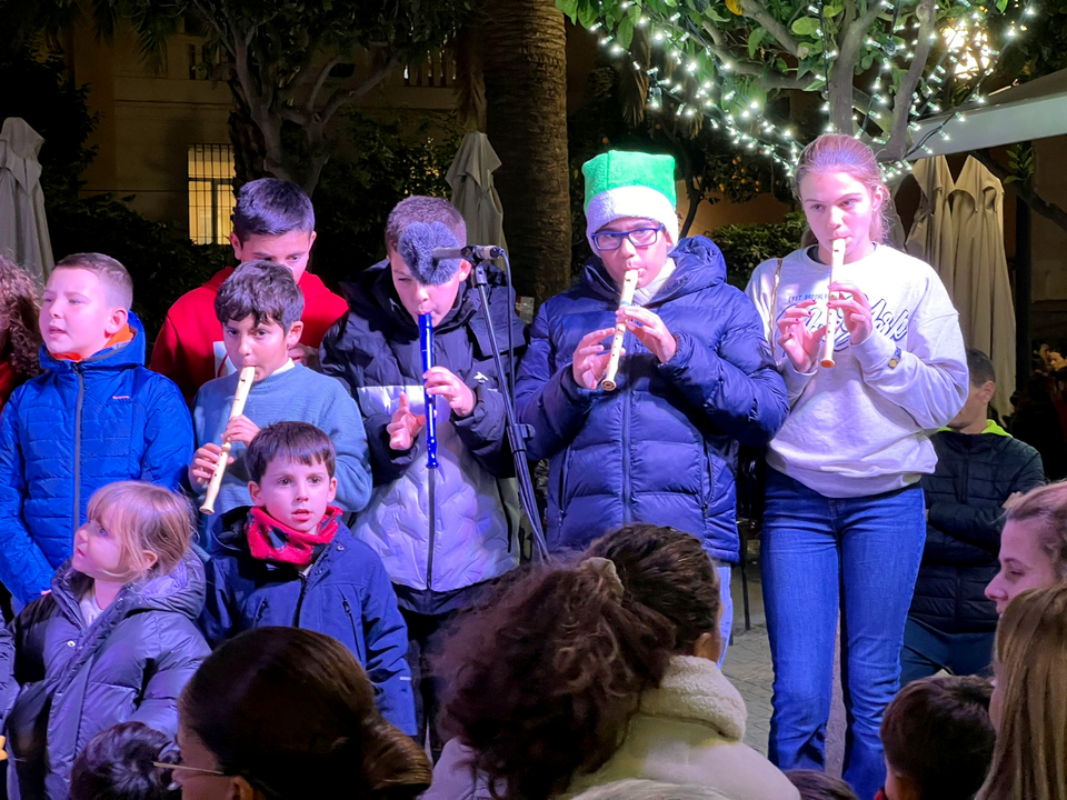 Polvoron&aacute; infantil en la plaza de Espa&ntilde;a (1)