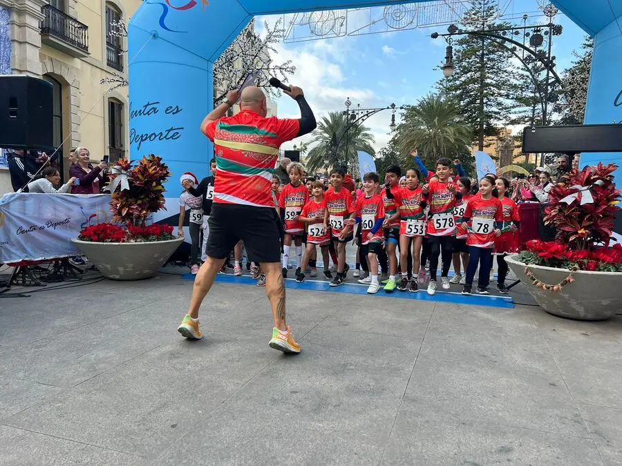 Salida de la 19&ordf; San Silvestre Baby / Daniel Hern&aacute;ndez