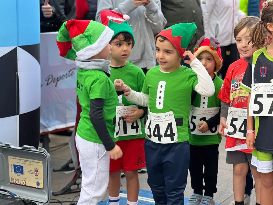 Salida de la 19&ordf; San Silvestre Baby / Daniel Hern&aacute;ndez