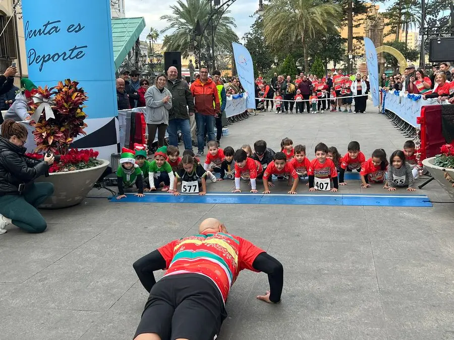 Salida de la 19&ordf; San Silvestre Baby / Daniel Hern&aacute;ndez