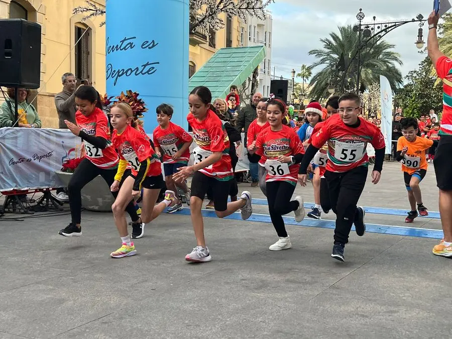 Salida de la 19&ordf; San Silvestre Baby / Daniel Hern&aacute;ndez