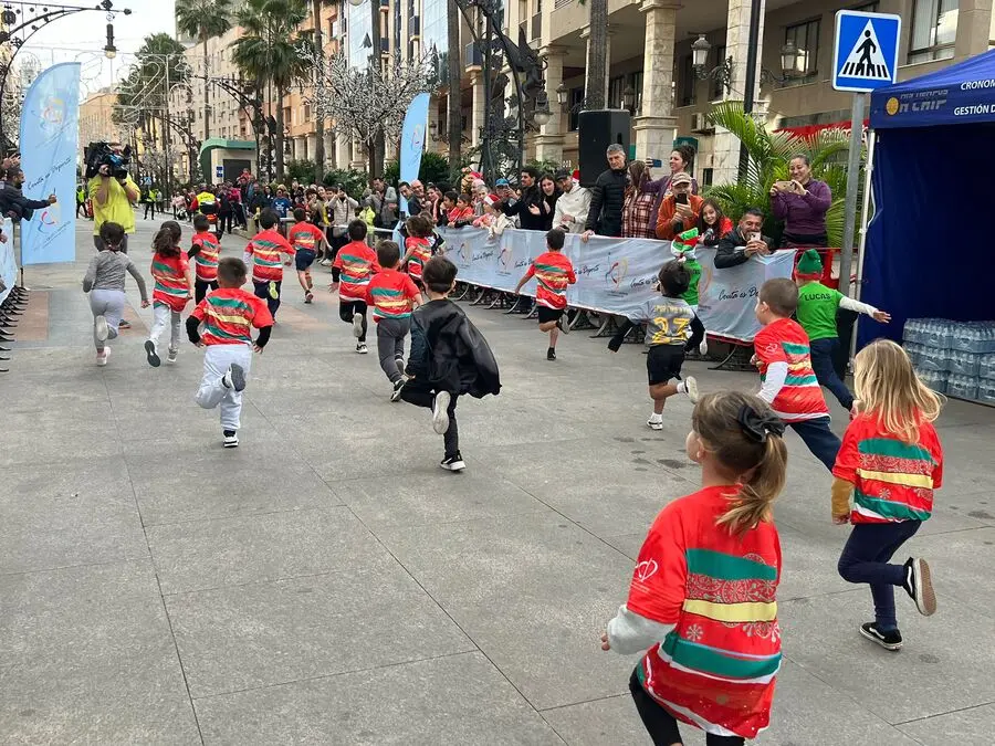 Salida de la 19&ordf; San Silvestre Baby / Daniel Hern&aacute;ndez