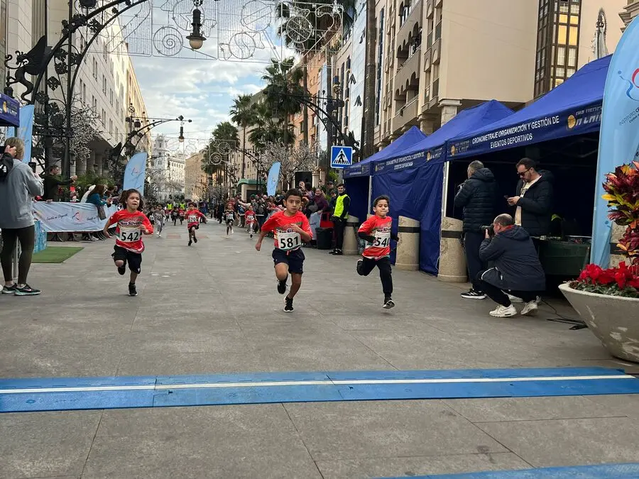 Salida de la 19&ordf; San Silvestre Baby / Daniel Hern&aacute;ndez
