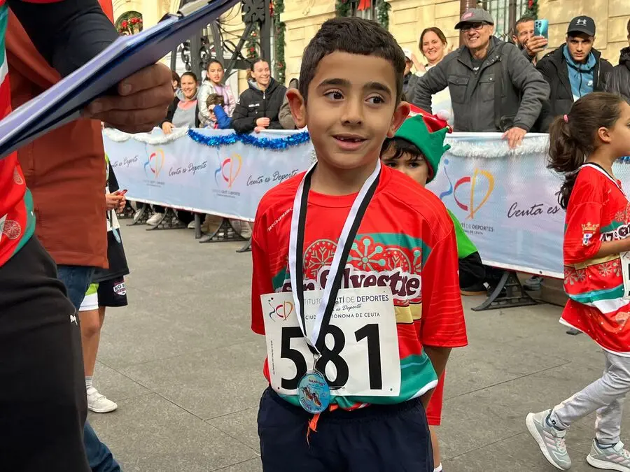 Salida de la 19&ordf; San Silvestre Baby / Daniel Hern&aacute;ndez
