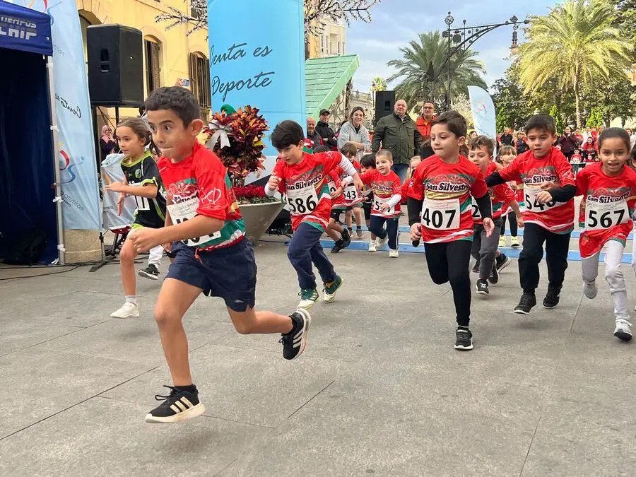 Salida de la 19&ordf; San Silvestre Baby / Daniel Hern&aacute;ndez