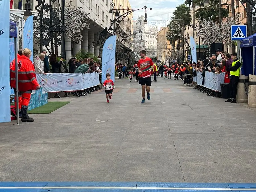 Salida de la 19&ordf; San Silvestre Baby / Daniel Hern&aacute;ndez
