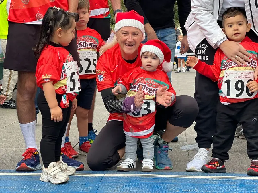 Salida de la 19&ordf; San Silvestre Baby / Daniel Hern&aacute;ndez