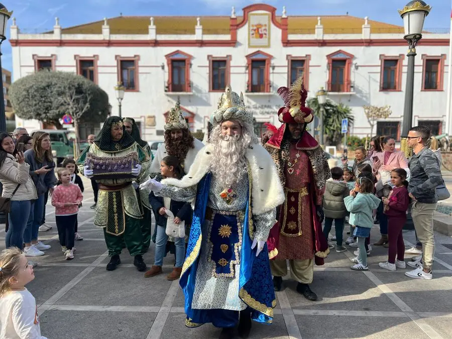 Visita de Sus Majestades los Reyes Magos 2025 - Daniel Hern&aacute;ndez