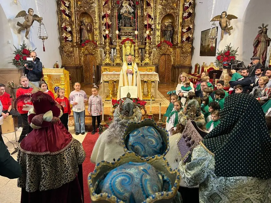 Visita de Sus Majestades los Reyes Magos 2025 - Daniel Hern&aacute;ndez