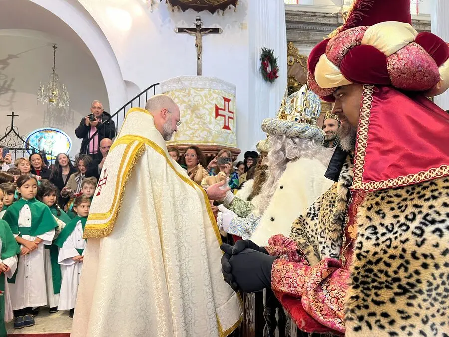 Visita de Sus Majestades los Reyes Magos 2025 - Daniel Hern&aacute;ndez